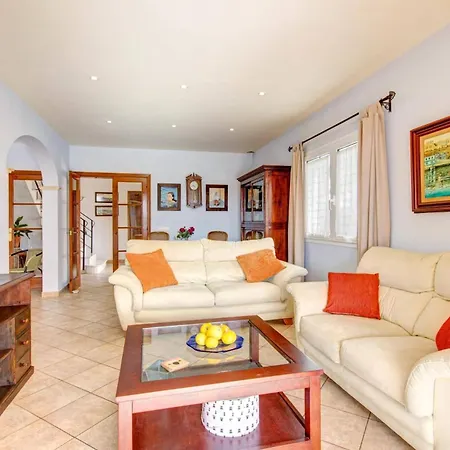 Tali By Кала-эн-Бланес